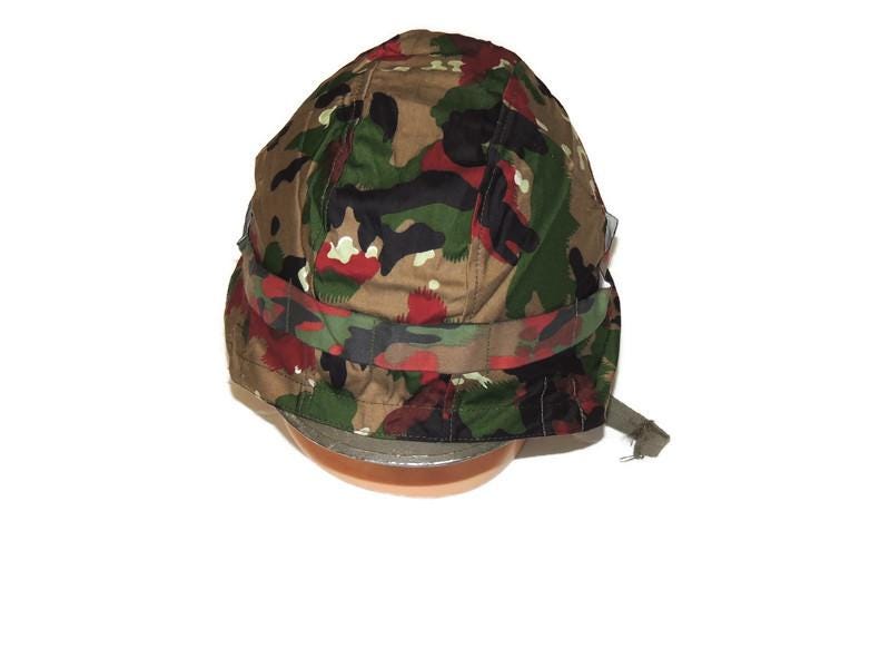 Swiss Alpentarn helmet cover, original from the 1980s.