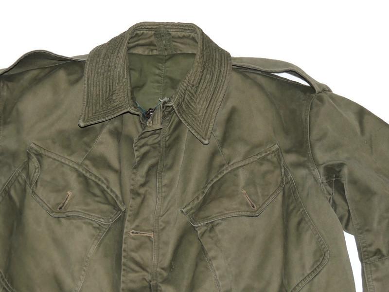 British military combat blouse in olive green/khaki, issued in the 1960s.