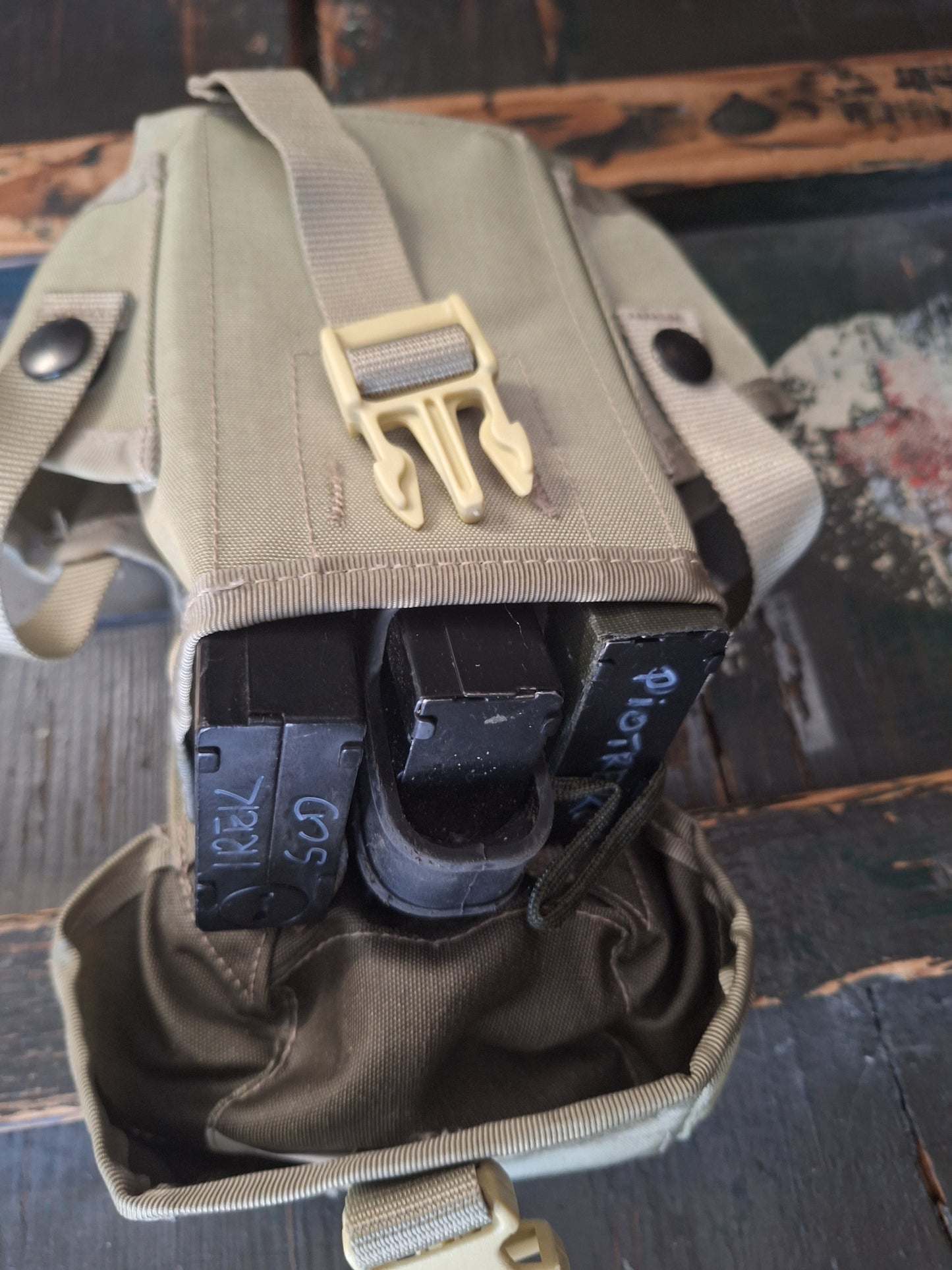 Alice Neue Munitionstasche der italienischen Armee