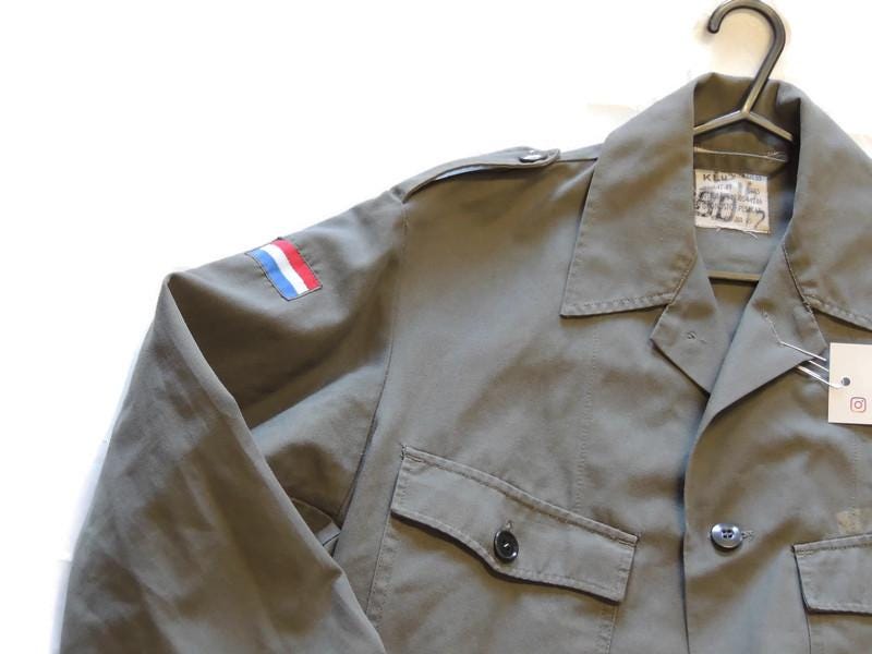 Niederländisches Armee-Feldhemd mit Druckknöpfen, 1980er Jahre, R47-49