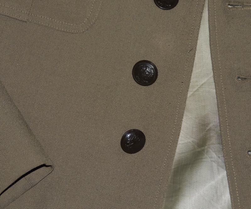 Garnisonsbluse eines Oberstleutnants mit Originalmuster aus der Zeit des Kalten Krieges aus den 1960er Jahren.