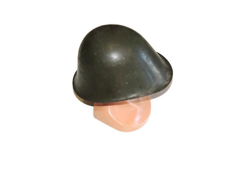 Romanian Cold War military helmet
