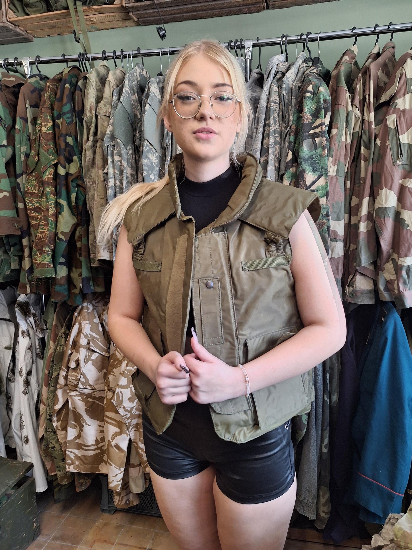 Italian Army Flak Vest 1990s Olive