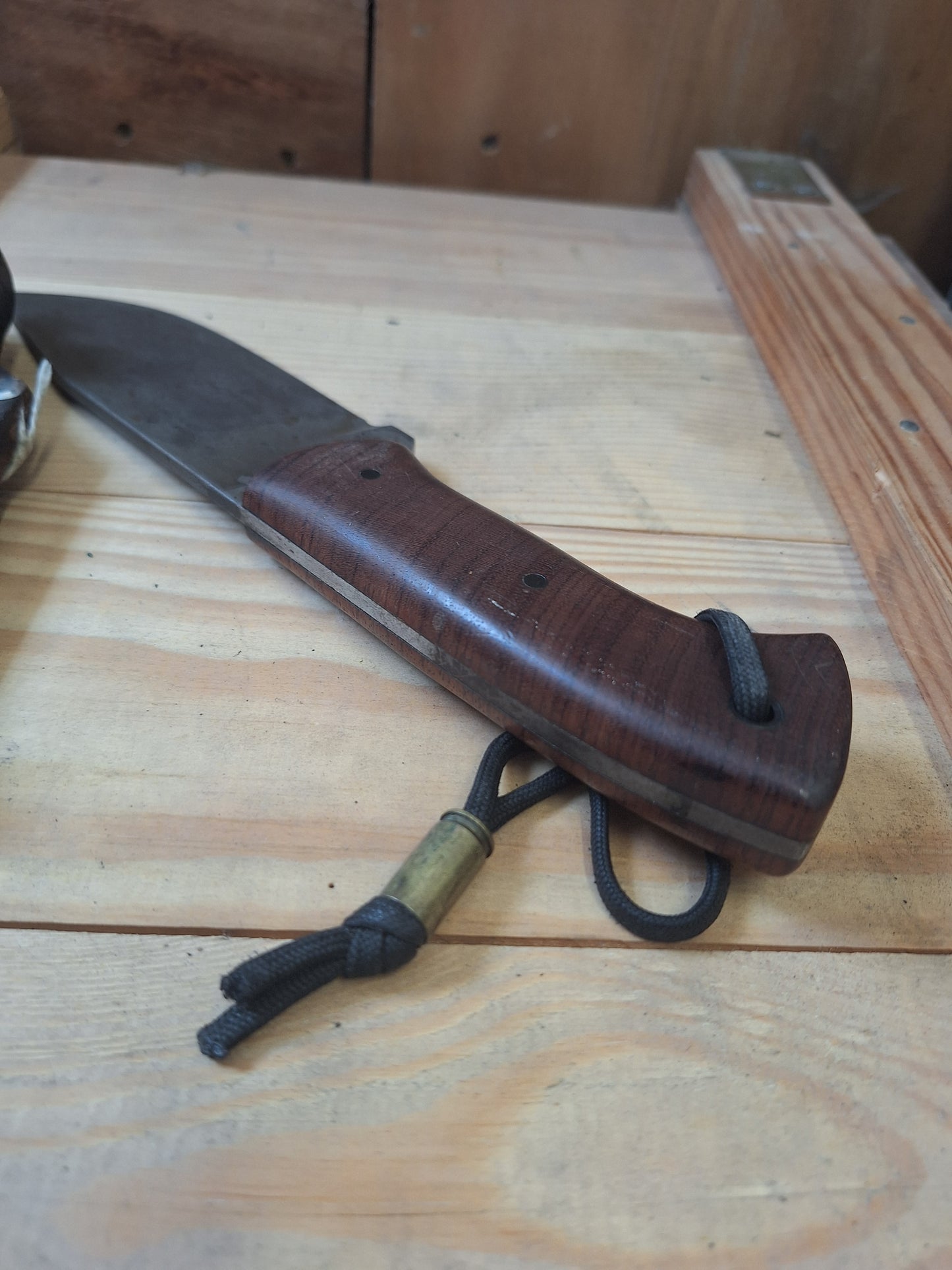Hand Made Survival Knife with Full Tang Leather Sheath
