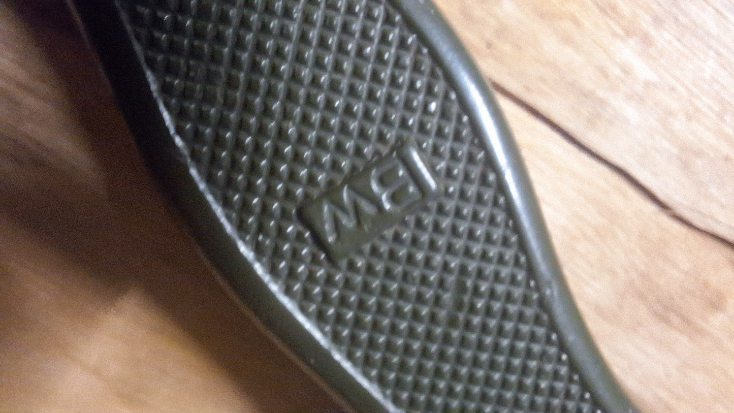 Originales Feldmesser der Bundeswehr mit Scheide aus den 1970er Jahren