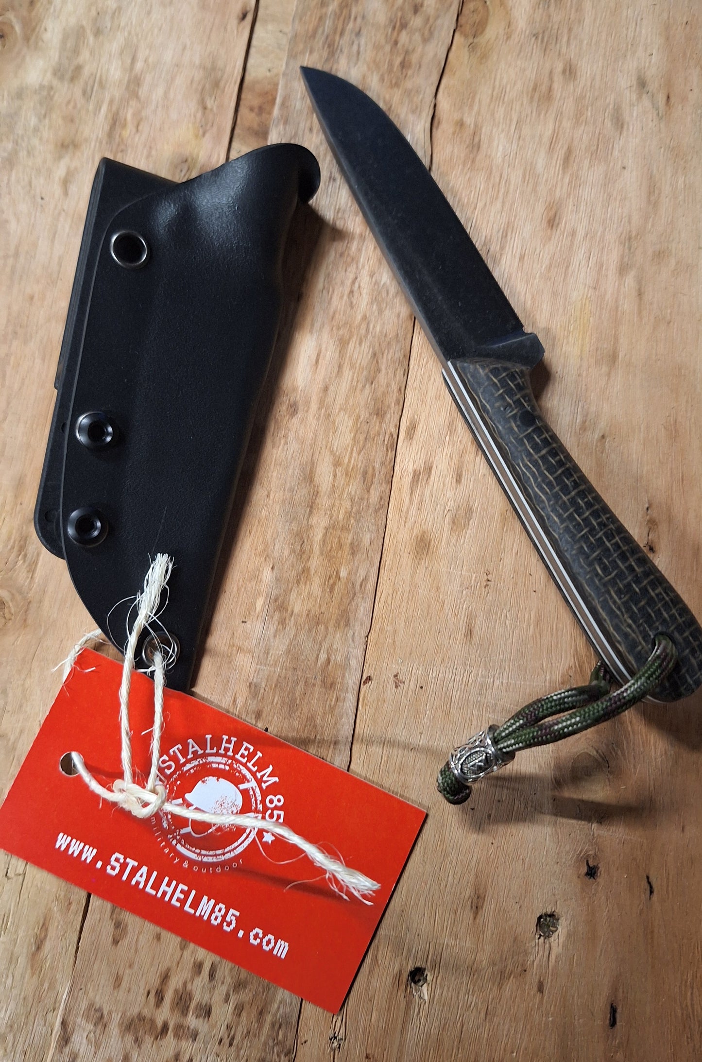 Mały nóż taktyczny na strzelnicę pochwa kydex fulltang