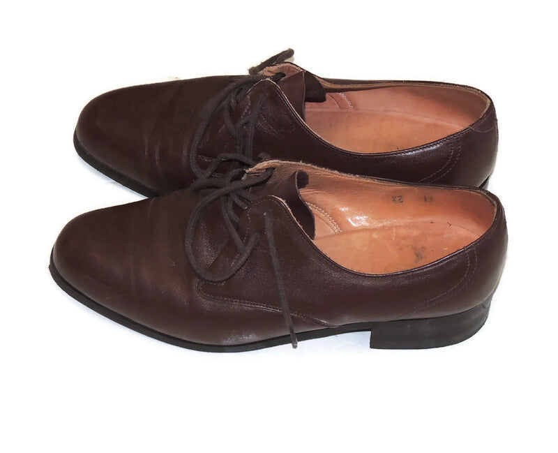 Braune Schnürstiefel der LWP MON aus der PRL-Zeit