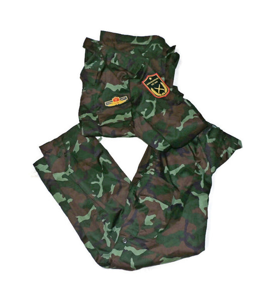 Mundur Armii Wietnamskiej wraz z obszyciem Współczesny Medium