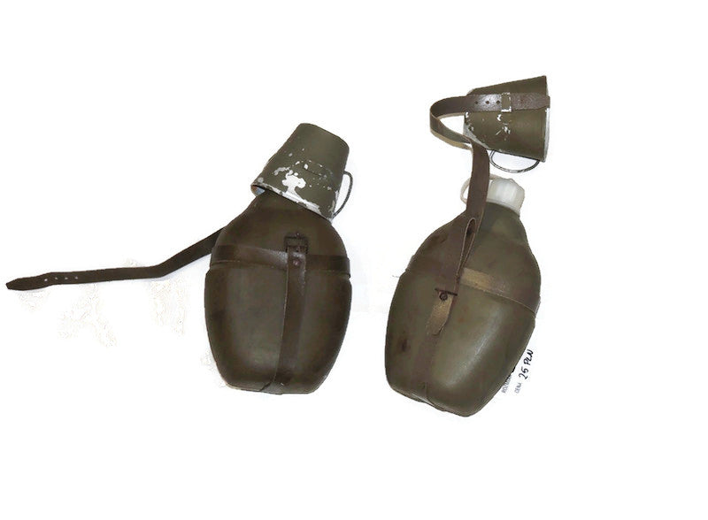 East German NVA communist plastic canteen with cup