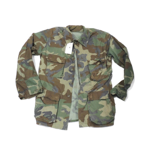 US Navy 1980s Medium Regular Woodland Jacket