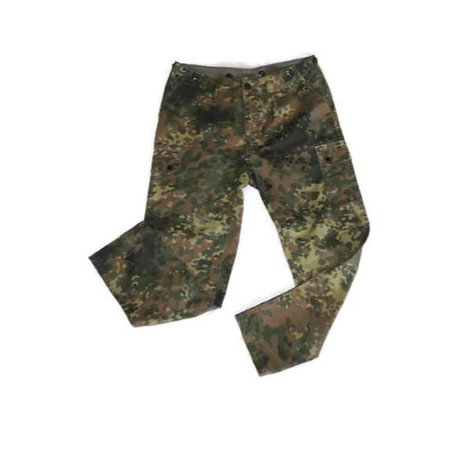 Spodnie Bundeswehr Flecktarn wydane Gr 10 duże krótkie oryginalne